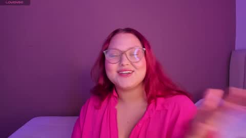 Snapshot of yuli_cardona_ chatting on October 16, 9:35 pm Yuliet online show from October 16, 9:35 pm