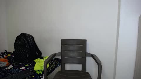 Snapshot of yulian_23 chatting on September 22, 7:18 pm Ivan online show from September 22, 7:18 pm