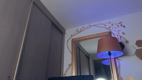 yulian 2811 online show from January 16, 8:00 am