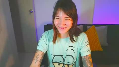 Yulienne online show from February 13, 1:42 am