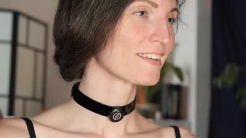 yulla dao online show from October 8, 4:57 pm