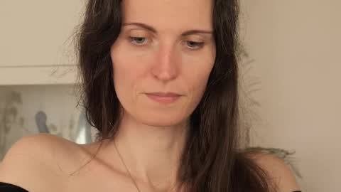 yulla dao online show from February 18, 3:41 pm