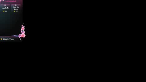 yumi_ochi_ online show from November 30, 2:13 pm