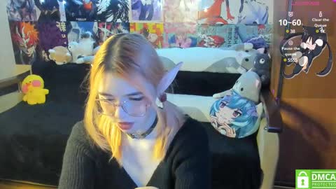 Snapshot of yumiko_uwu chatting on February 11, 11:53 am Yumeko online show from February 11, 11:53 am