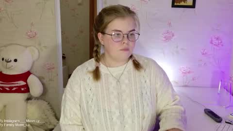 Polly online show from October 6, 4:14 pm