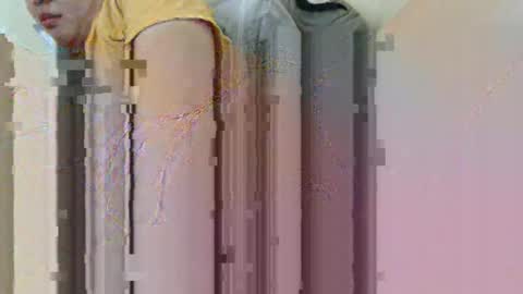 Snapshot of yummy72747 chatting on September 28, 10:02 am yummy72747 online show from September 28, 10:02 am