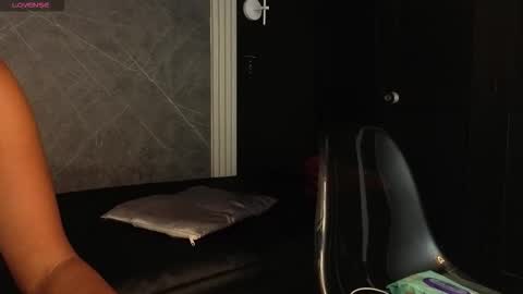 Yummyduo online show from October 27, 1:11 pm