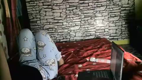 yummyhottiemom online show from March 10, 10:39 am