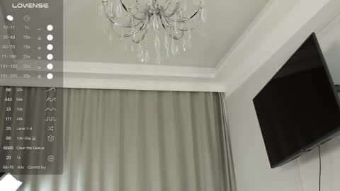 yuna_leen online show from September 11, 11:00 am