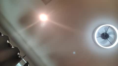 yungnhandsumdee online show from September 21, 6:56 pm