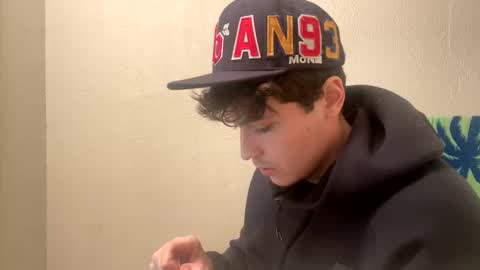 yungstudbev online show from February 12, 5:15 am