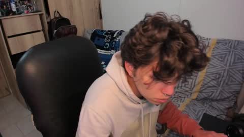 yurii_moody online show from February 15, 7:12 pm