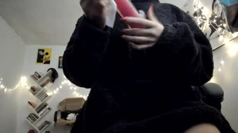 Snapshot of yury_sun chatting on January 8, 10:58 pm paola online show from January 8, 10:58 pm