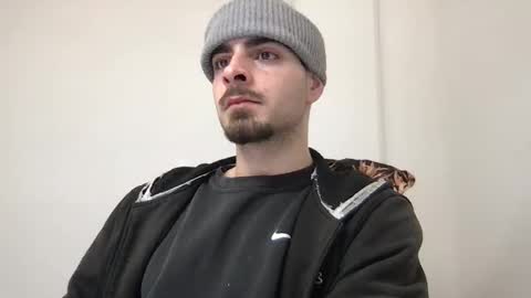 yvesbunnny online show from February 5, 8:45 pm