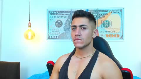 zachpri20 online show from January 9, 9:27 am