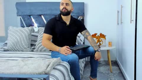 Richard online show from February 23, 2:08 pm