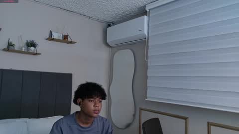 Zack online show from February 19, 11:42 am