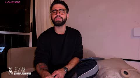 zack_sullivan22 online show from March 10, 6:18 am