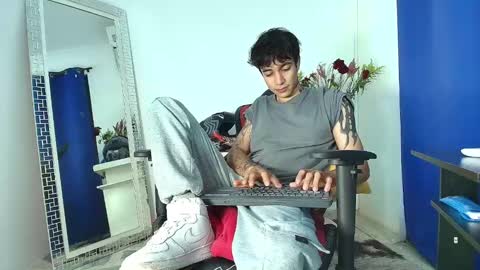 zack online show from February 12, 8:29 pm