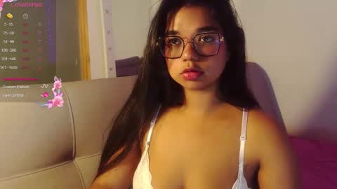 zafiro_evans online show from January 9, 7:30 pm