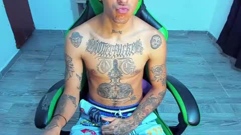 BiG Zafiro online show from April 7, 12:18 pm