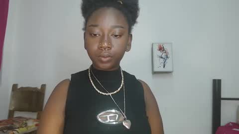 Snapshot of zahhysims chatting on February 17, 9:56 am zahhy online show from February 17, 9:56 am