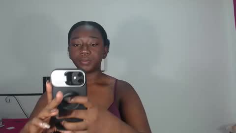 Snapshot of zahhysims chatting on February 22, 10:29 am zahhy online show from February 22, 10:29 am