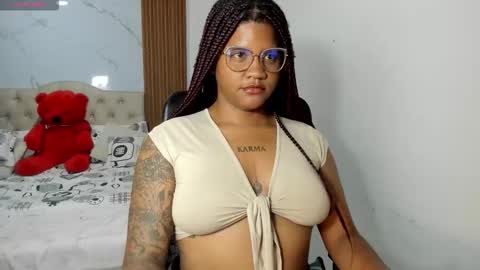 zahra_rose online show from March 21, 11:15 am
