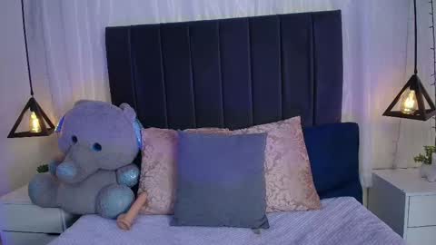 zairaaa_ online show from December 14, 3:46 am