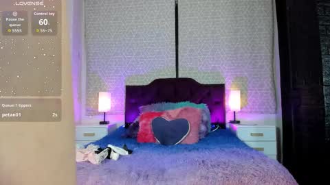 Snapshot of zamara_kleii chatting on September 28, 4:32 am Zamara Kleii online show from September 28, 4:32 am