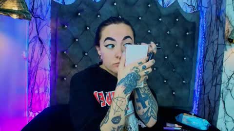 Snapshot of zami_escobar_of chatting on September 17, 6:55 pm online show from September 17, 6:55 pm