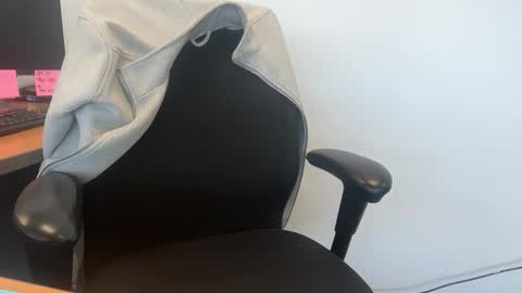 Edii online show from February 24, 5:27 pm