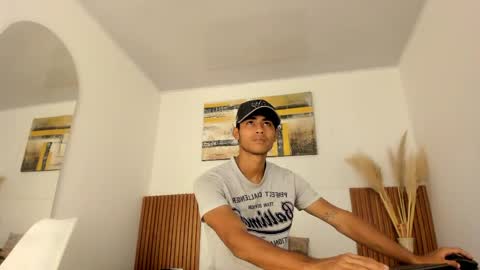 Zander online show from April 17, 1:46 pm