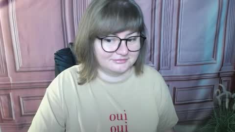 zannadreil online show from September 8, 6:18 pm