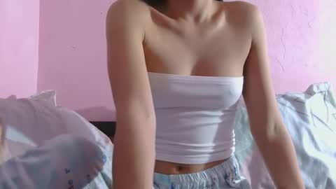Snapshot of zara_play chatting on March 8, 10:13 pm Zara3 online show from March 8, 10:13 pm