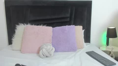 ZARA online show from February 10, 7:28 pm