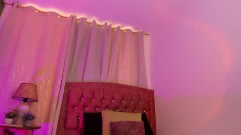 Snapshot of zaradulce chatting on October 16, 1:22 pm Zara . online show from October 16, 1:22 pm