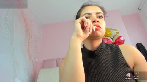 Snapshot of zarah_torres chatting on September 28, 5:33 pm Zarah online show from September 28, 5:33 pm