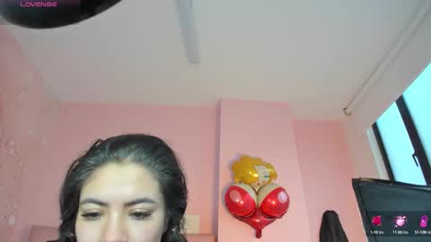 Snapshot of zarah_torres chatting on October 5, 10:06 pm Zarah online show from October 5, 10:06 pm