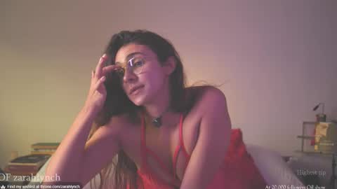 Snapshot of zarahlynch chatting on October 20, 10:26 pm Miss Lynch Next show 2911 online show from October 20, 10:26 pm