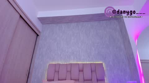 Snapshot of zarianaevanz chatting on January 31, 12:28 am Zariana online show from January 31, 12:28 am