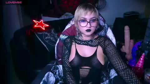 sweta online show from February 18, 7:24 pm