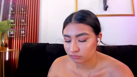 Snapshot of zayda_ chatting on October 7, 10:28 pm Zayda online show from October 7, 10:28 pm
