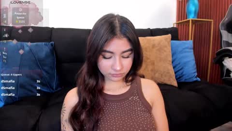 Snapshot of zayda_ chatting on October 19, 2:11 pm Zayda online show from October 19, 2:11 pm