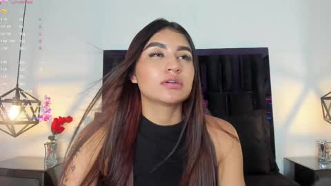 Snapshot of zayda_ chatting on February 19, 7:05 pm Zayda online show from February 19, 7:05 pm