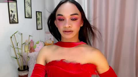 zaynelustts online show from December 14, 8:04 pm