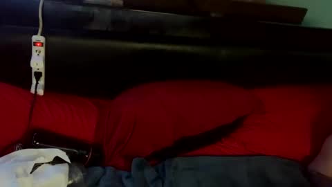 zbud1992 online show from February 25, 1:10 pm