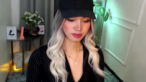 Snapshot of zelainalovetocum chatting on March 11, 6:08 pm zelainalovetocum online show from March 11, 6:08 pm