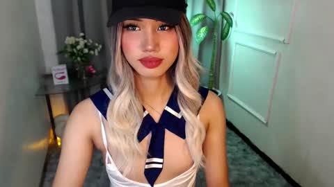 Snapshot of zelainalovetocum chatting on February 19, 4:11 pm zelainalovetocum online show from February 19, 4:11 pm