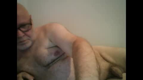 Snapshot of zentaurus59 chatting on October 2, 6:01 am zentaurus59 online show from October 2, 6:01 am